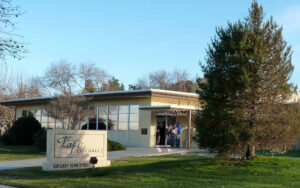 A photograph showcasing the magnificent City Hall building in Taft, California, standing as a symbol of the town's rich history and vibrant community.