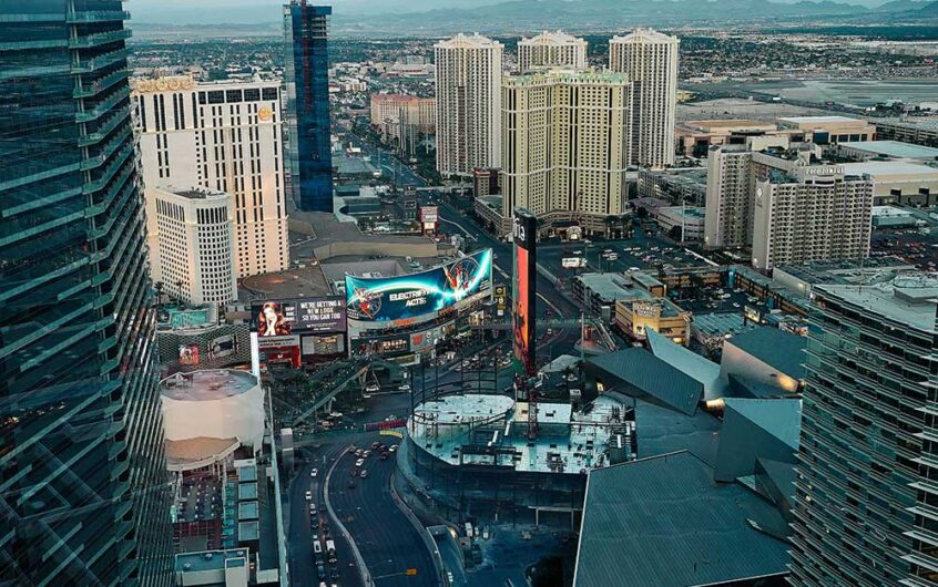 Image of Las Vegas Convention Center where trade shows like ICSC and the League of California Cities Annual Conference are high-stakes events.
